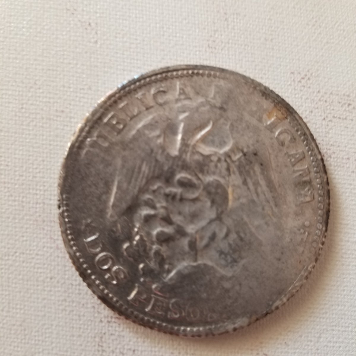 Mexican-Revolution-Gurrero-2-Peso-Showing-Gold